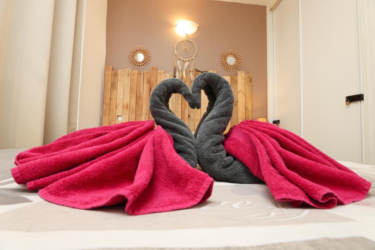 Les Bulles Medievales - Appartement Dedie Au Bien Etre Avec Spa - Netflix Et Wifi - Climatisation Carcassonne Bagian luar foto